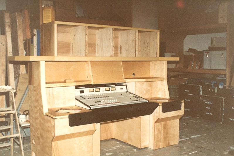 1983 Building a new console - 009.jpg