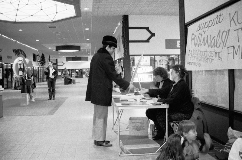 1991 Festival at Bentley Mall - 006.JPG