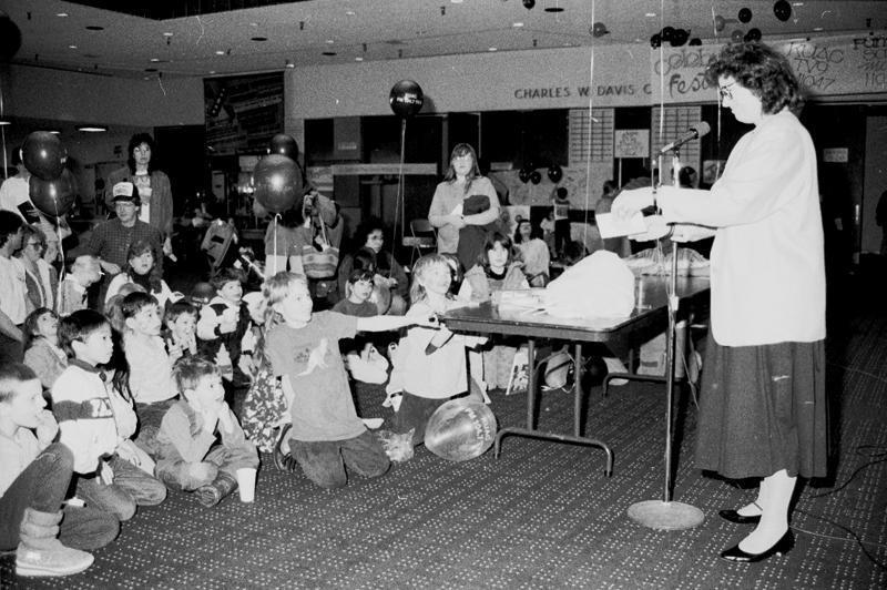 1991 Festival Kids Day in Great Hall - 074.JPG