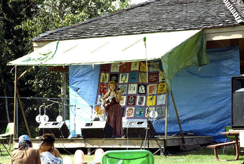 1991 Summer Folk Festival - 025.jpg