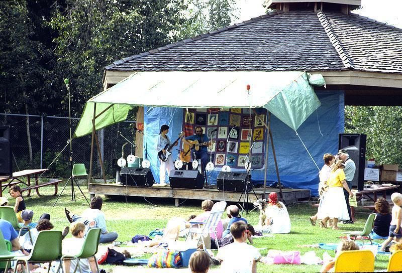 1991 Summer Folk Festival - 029.jpg
