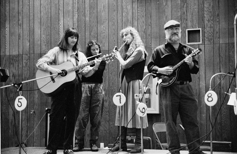 1991 Winter Folk Festival - 095.JPG