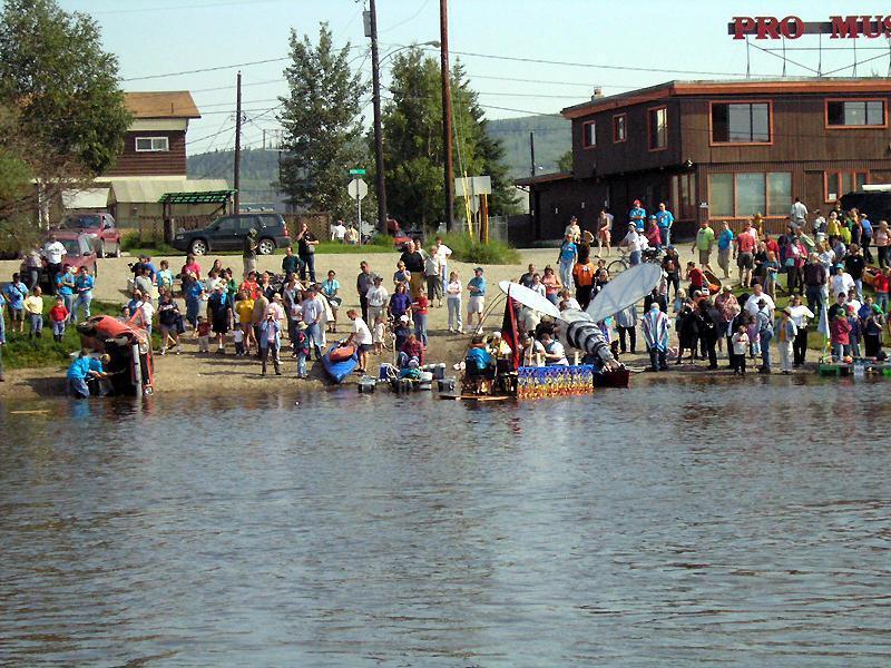 2005 Red Green Regatta - 018.JPG